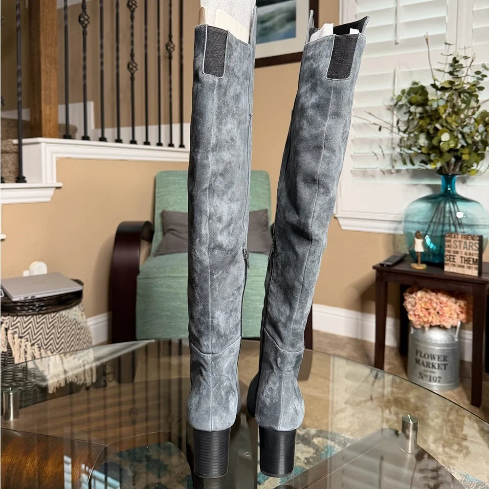 NEW‎ White House Black Market Gray Suede Over the knee Boots, size 9.5